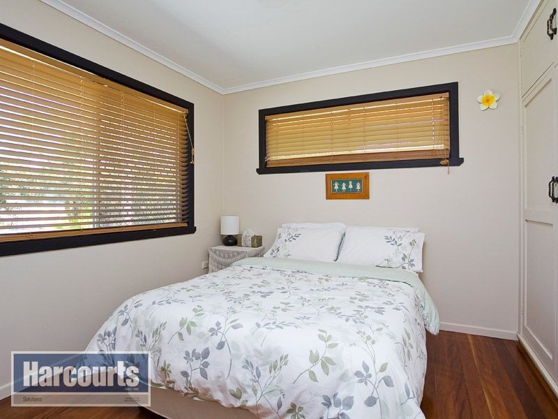 18 Kiama Crescent, Ferny Hills QLD 4055