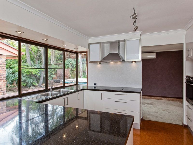 50 Parton St, Stafford Heights QLD 4053