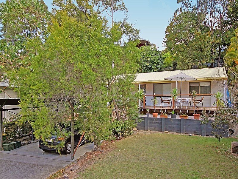 27 Tarcoola Ave, Ferny Hills QLD 4055