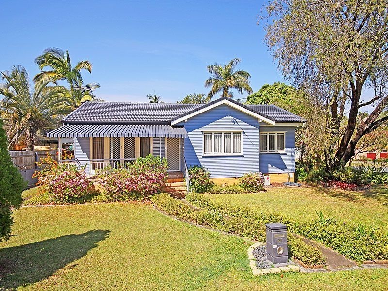 29 Calca Cres, Ferny Hills QLD 4055