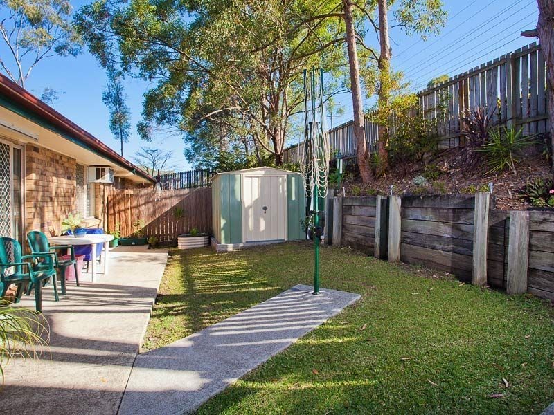 2/36 Leslie St, Arana Hills QLD 4054