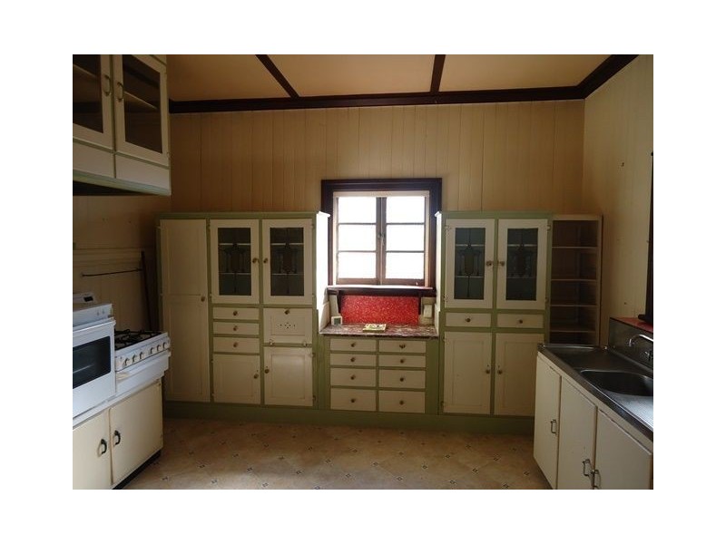 23 Southerden Ave, Grange QLD 4051