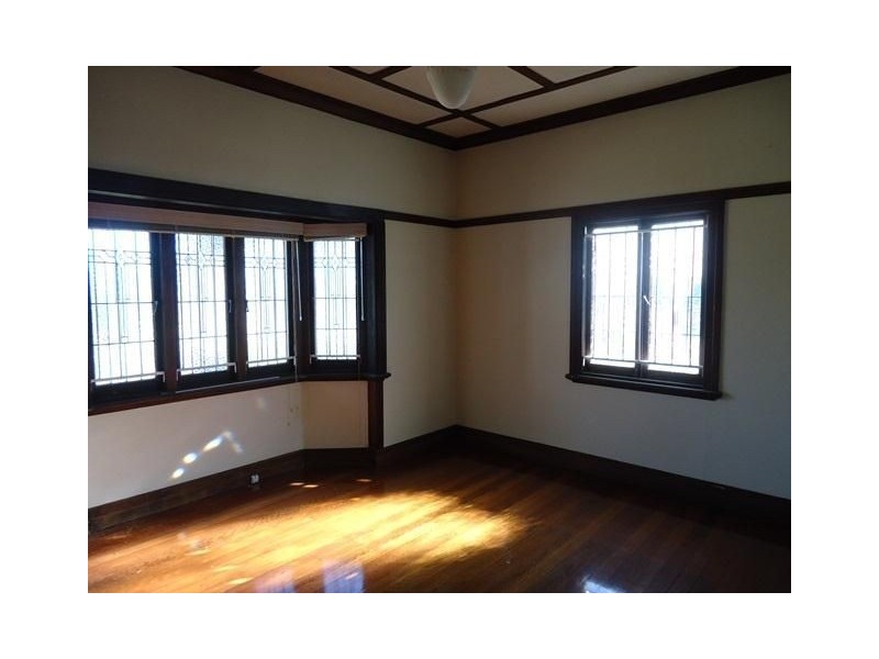 23 Southerden Ave, Grange QLD 4051