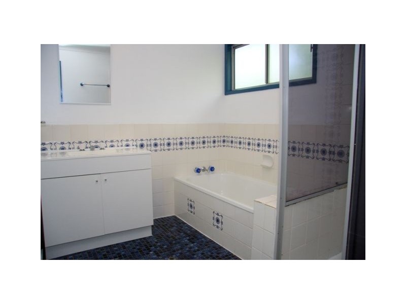 245 Patricks Road, Ferny Hills QLD 4055