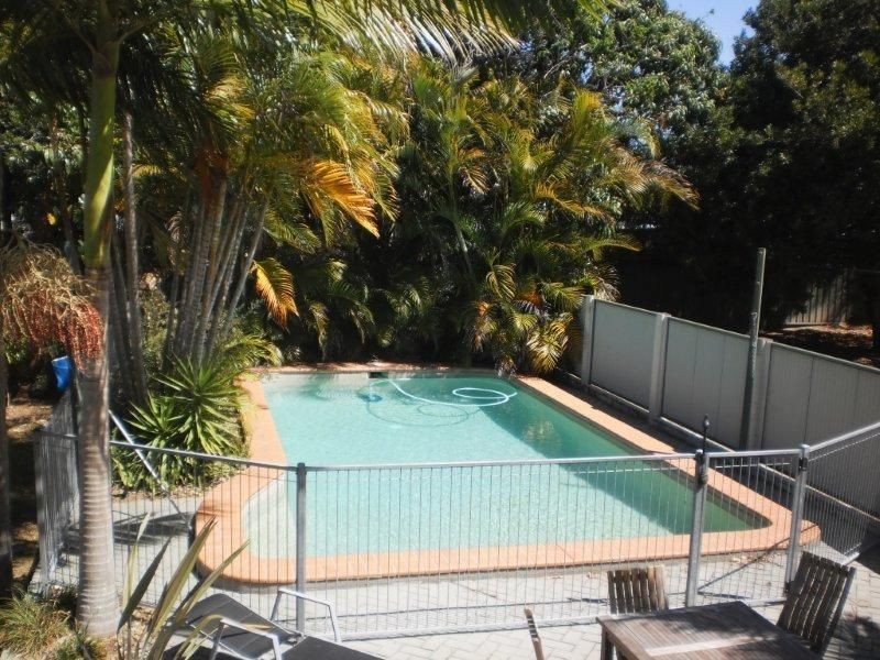 37 Narellan Street, Arana Hills QLD 4054