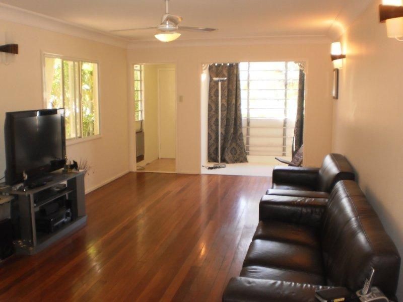 37 Narellan Street, Arana Hills QLD 4054