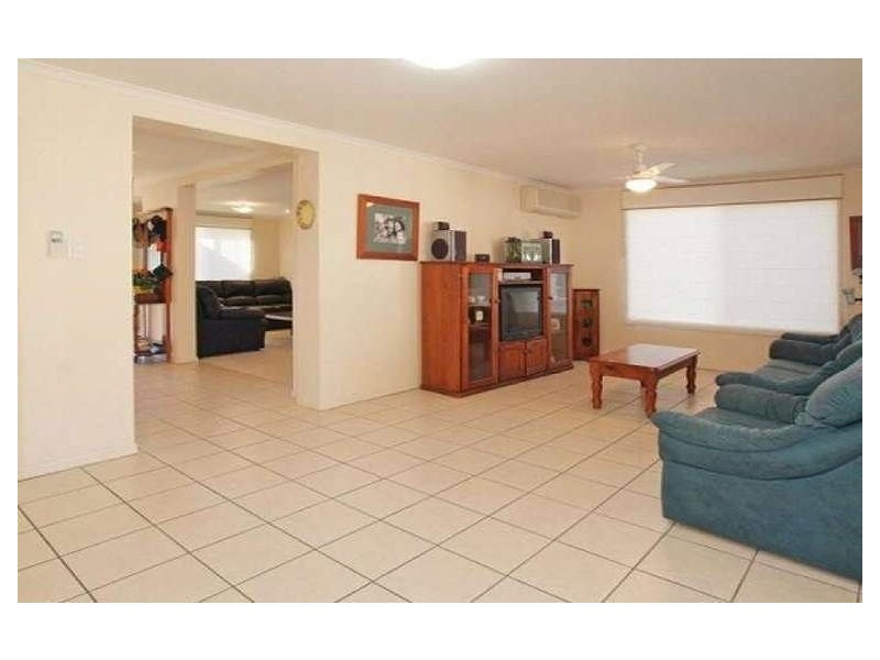 11 Hall Court, Upper Kedron QLD 4055