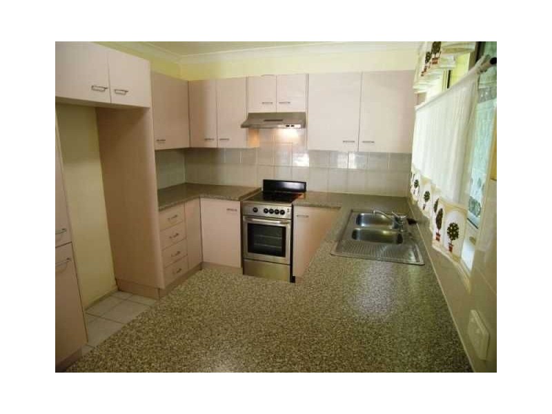 25 Essex Street, Mitchelton QLD 4053