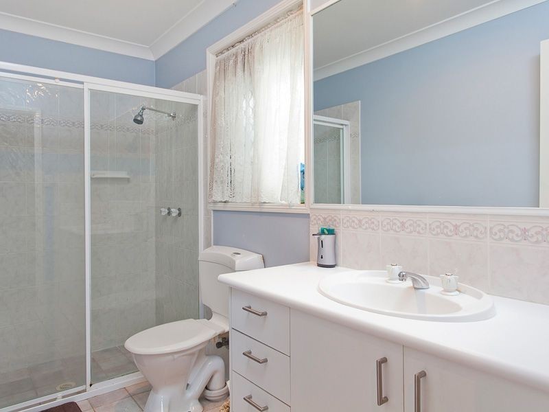 64 McAlroy Street, Ferny Grove QLD 4055