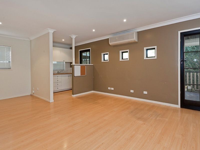 4 Bank Street, Windsor QLD 4030