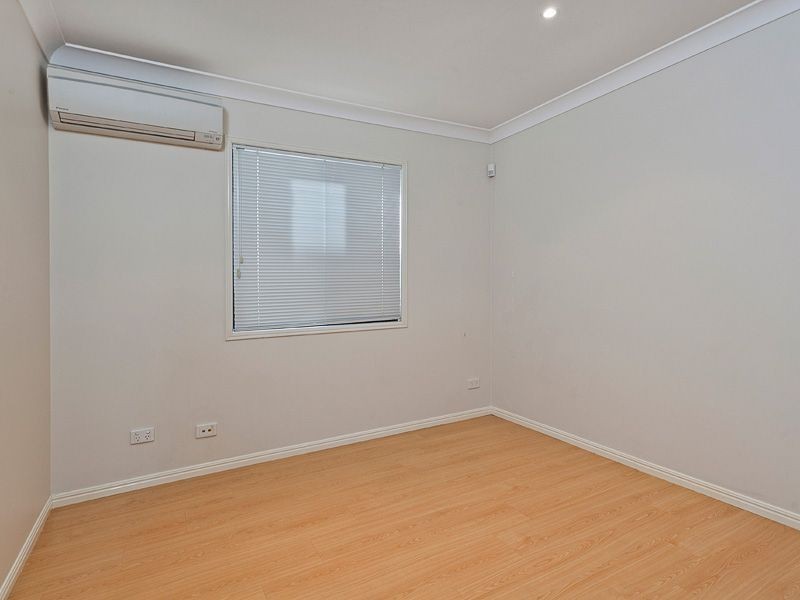 4 Bank Street, Windsor QLD 4030