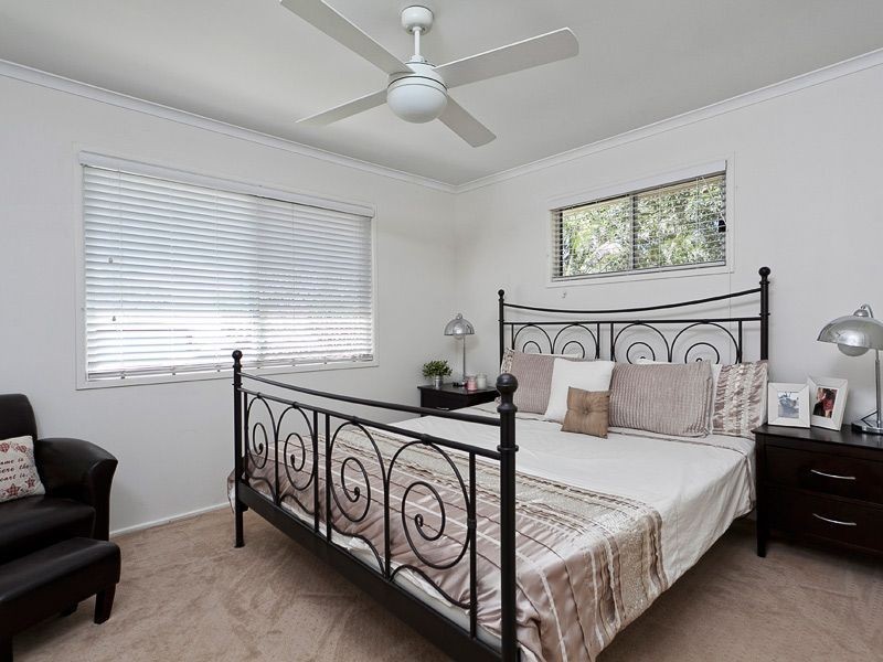 29 Balfour Street, Ferny Hills QLD 4055