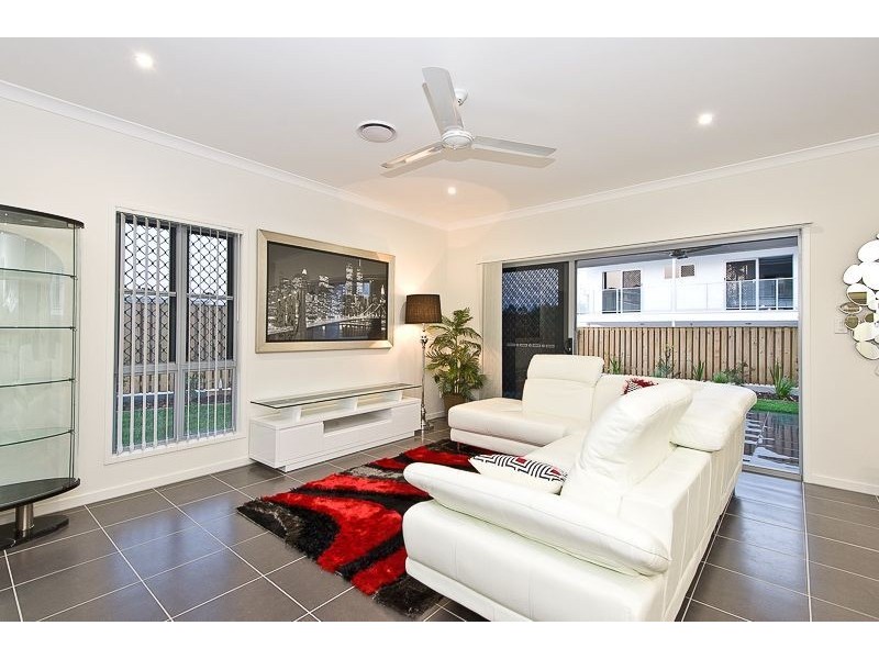 26/52 Plucks Road, Arana Hills QLD 4054