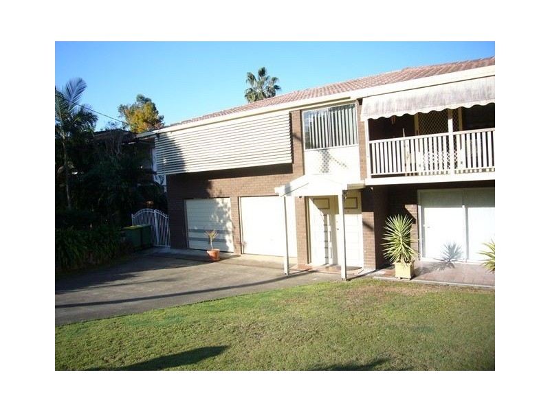 15 Kuringal Drive, Ferny Hills QLD 4055