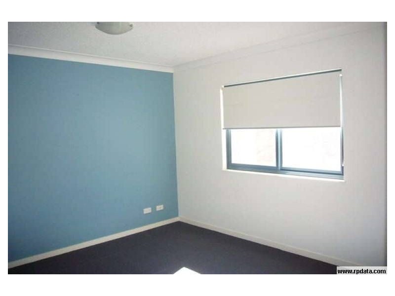 204/21 Patrick Lane, Toowong QLD 4066