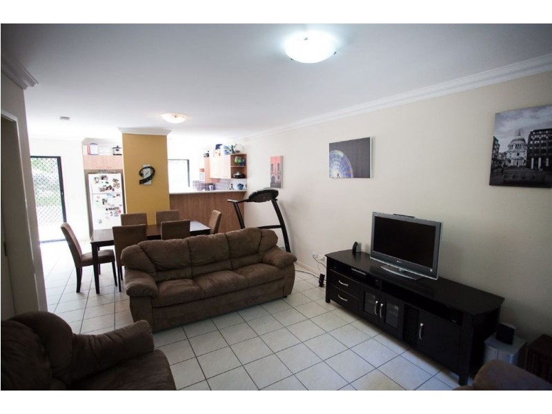86 Lockrose St, Mitchelton QLD 4053