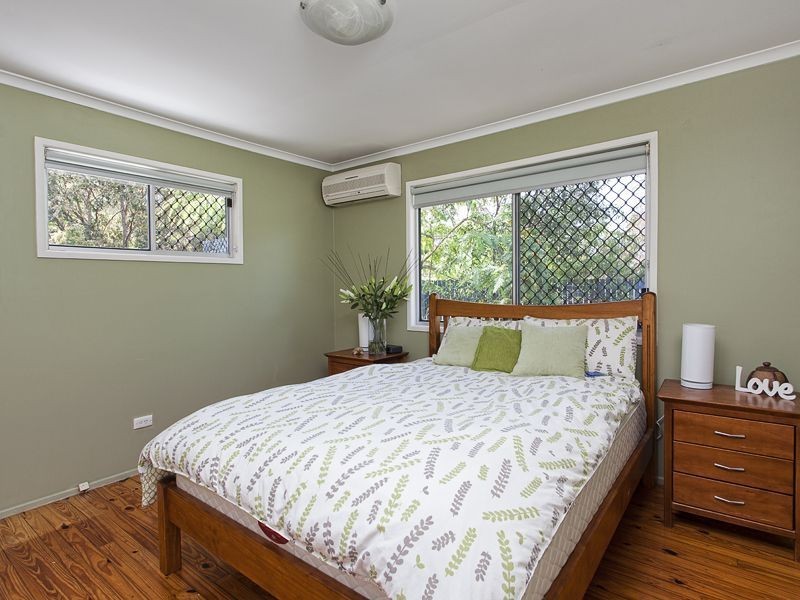 31 Balfour St, Ferny Hills QLD 4055
