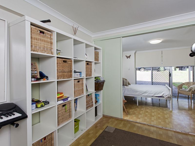 31 Balfour St, Ferny Hills QLD 4055