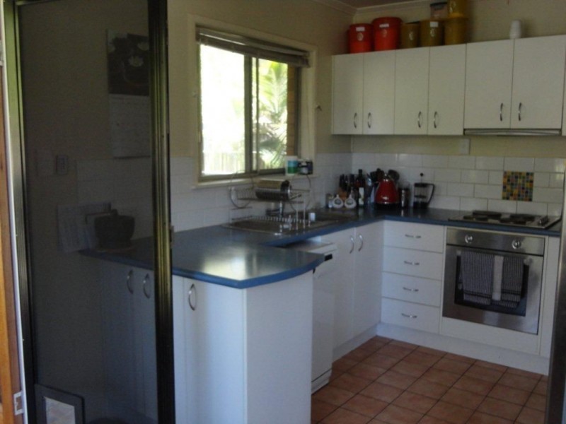 32 Tarnook Dr, Ferny Hills QLD 4055