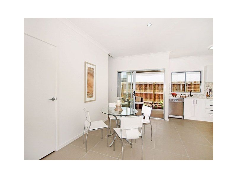 2/161 Nellie Street, Nundah QLD 4012