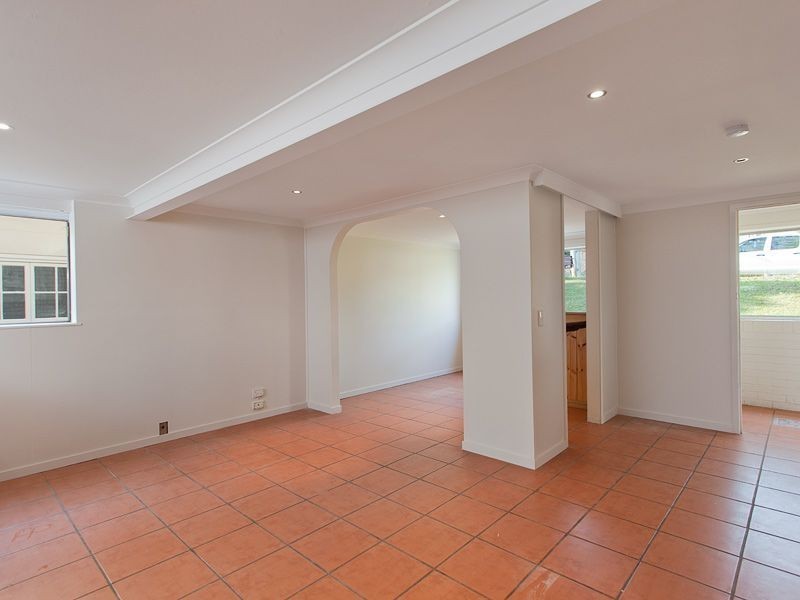 74 Dobell Street, Indooroopilly QLD 4068