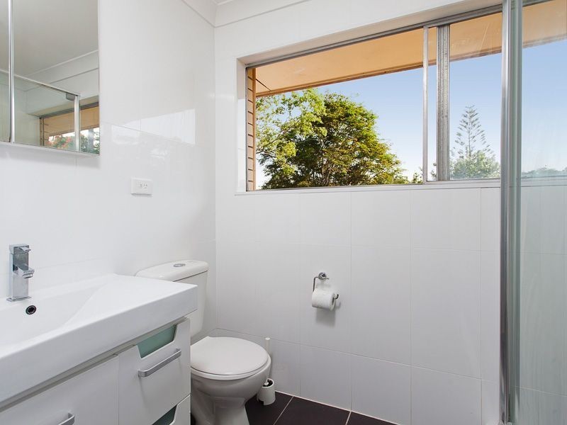 74 Dobell Street, Indooroopilly QLD 4068