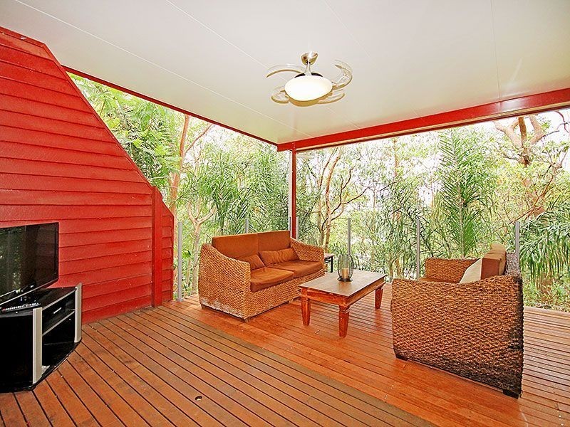 38 Caesar Road, Arana Hills QLD 4054