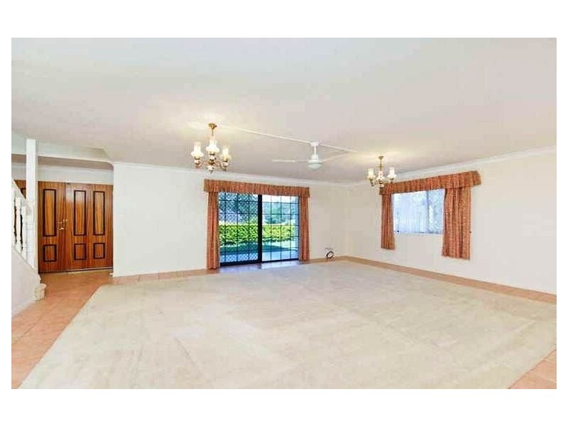 39 Strathmere Place, Upper Kedron QLD 4055