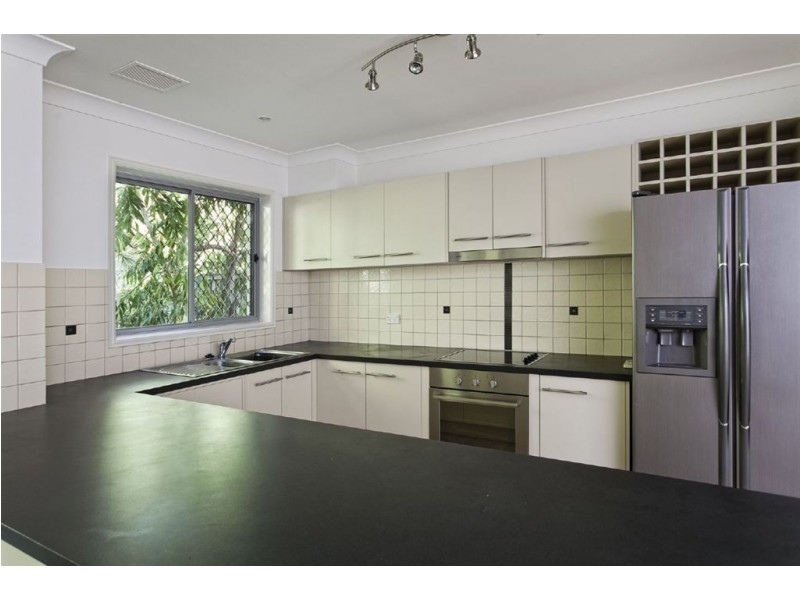 6/11 Glin Avenue, Newmarket QLD 4051