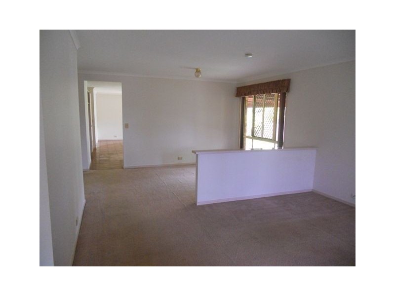 37 Falconglen Place, Ferny Grove QLD 4055