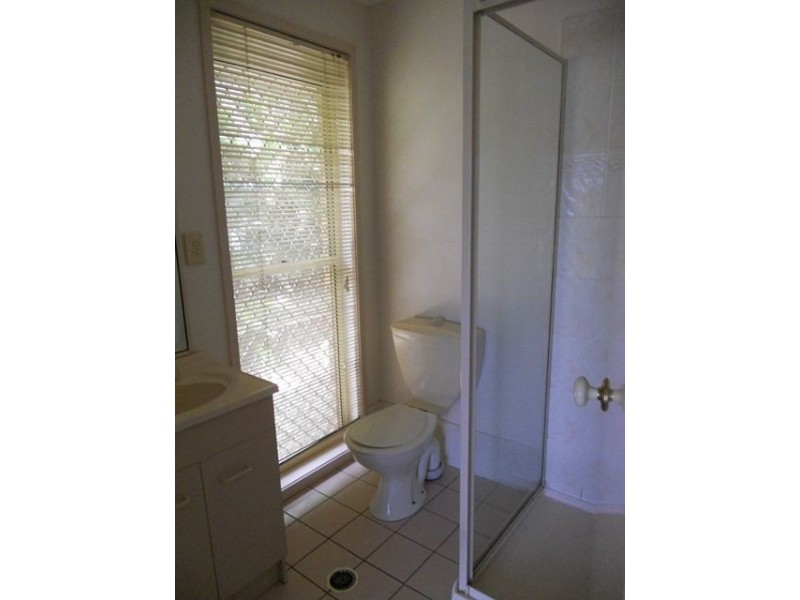 37 Falconglen Place, Ferny Grove QLD 4055