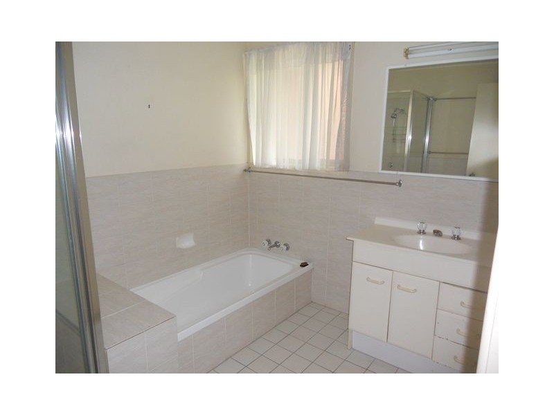 5/9 Leslie Street, Arana Hills QLD 4054