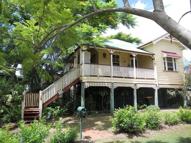 15 Badger Street, Newmarket QLD 4051