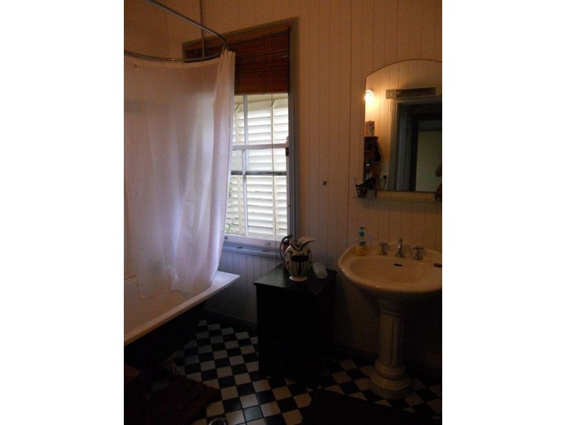 15 Badger Street, Newmarket QLD 4051