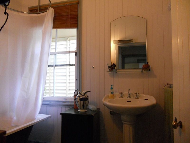 15 Badger Street, Newmarket QLD 4051