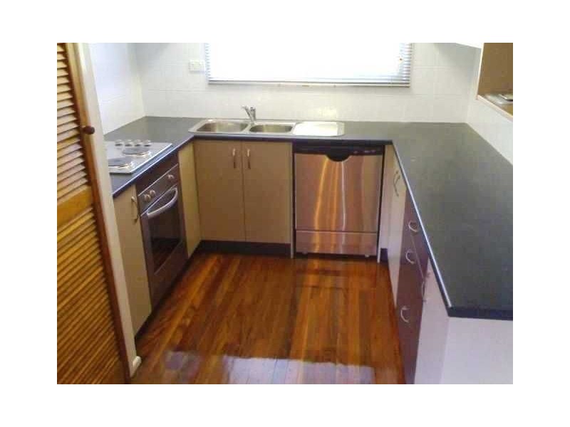 6 Owarra Avenue, Ferny Hills QLD 4055