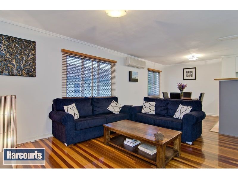 23 Ormerley Street, Stafford Heights QLD 4053