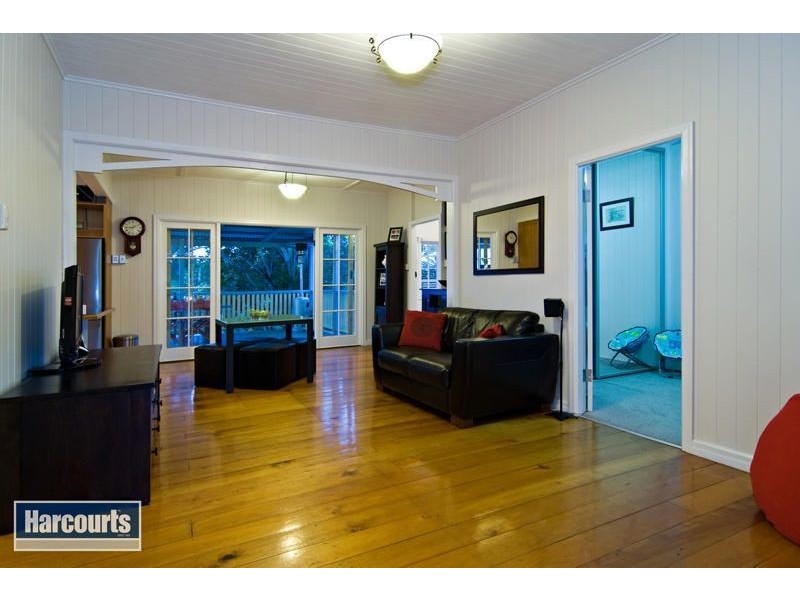 16A Gail St, Kedron QLD 4031