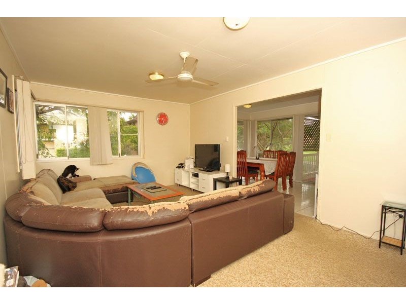 24 Coleraine Street, Ferny Grove QLD 4055