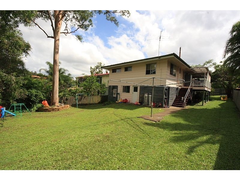 24 Coleraine Street, Ferny Grove QLD 4055