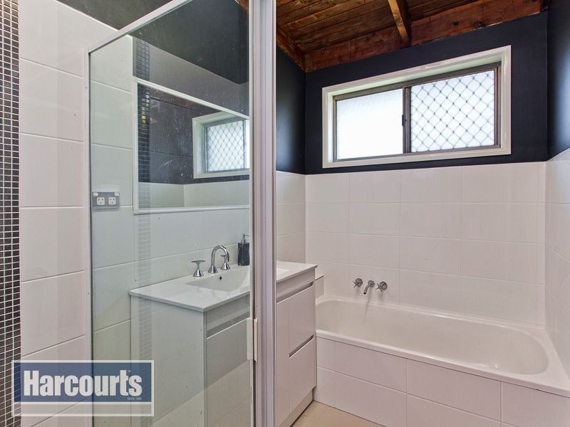 5 Hollis St, The Gap QLD 4061