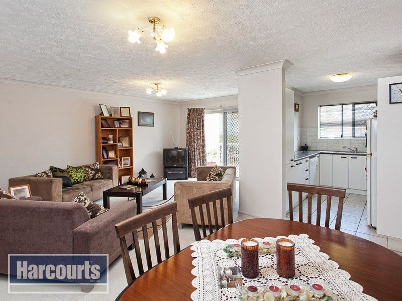 2/31 Swann Rd, Taringa QLD 4068