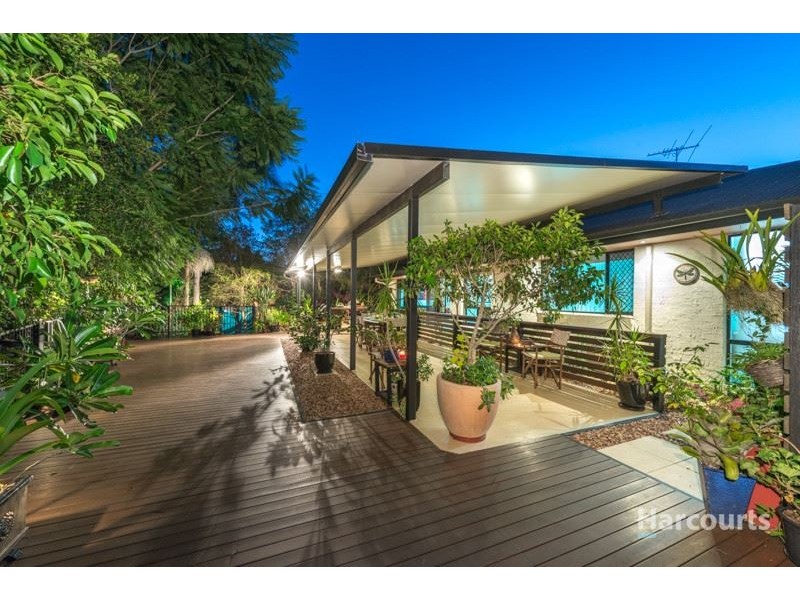 27 Allamanda Street, The Gap QLD 4061