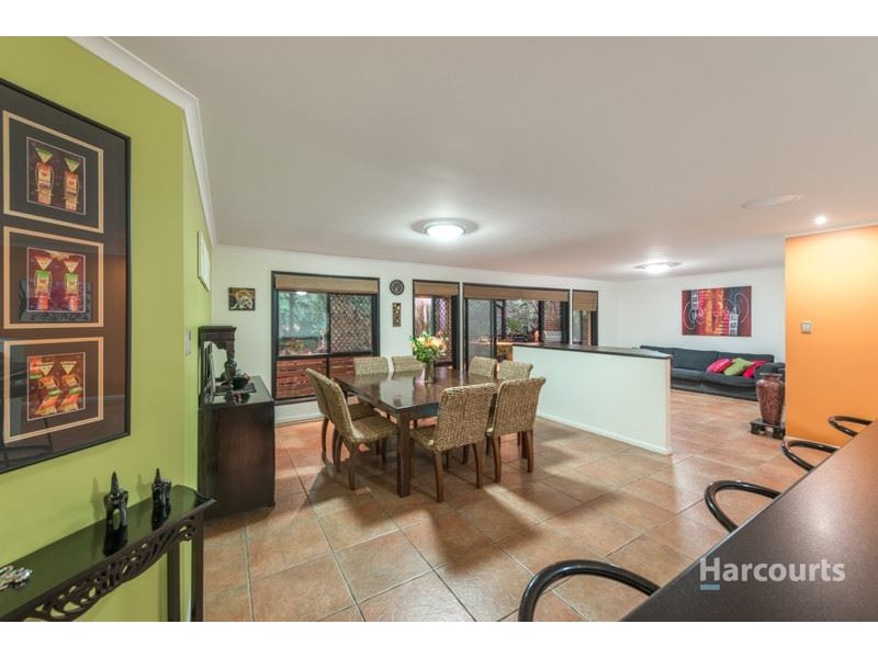 27 Allamanda Street, The Gap QLD 4061