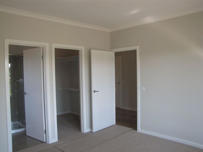 98 Highpark Drive, Epping VIC 3076