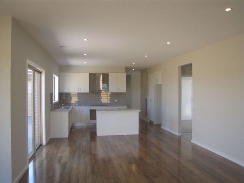 98 Highpark Drive, Epping VIC 3076