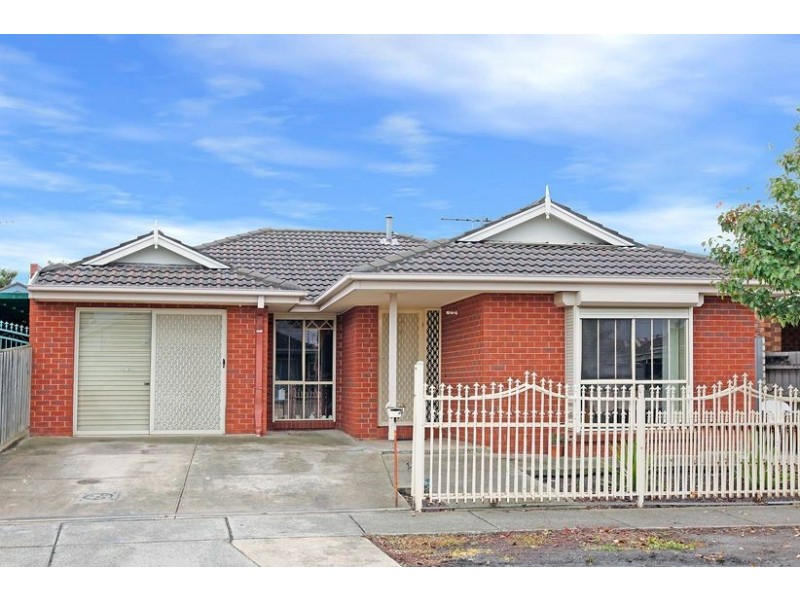 4 Parkview Court, Lalor VIC 3075
