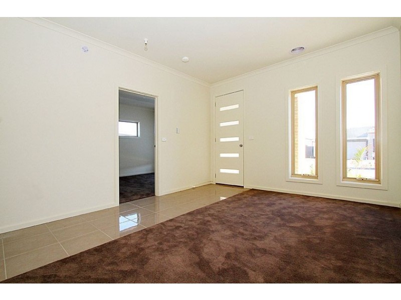 19 Gunther Way, Epping VIC 3076