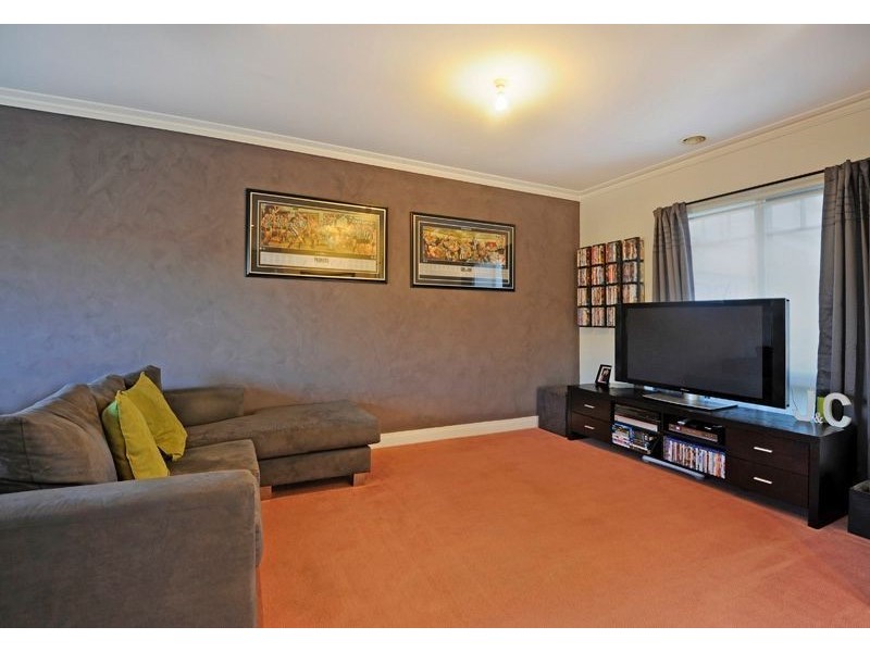 4/30 Young Street, Epping VIC 3076