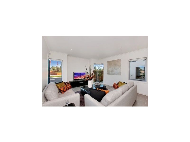 37 Champions Parade, Epping VIC 3076